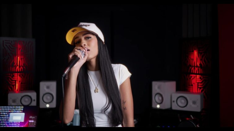 New Flavor Music ft Big Nahia - Encontrar (Live Performance)